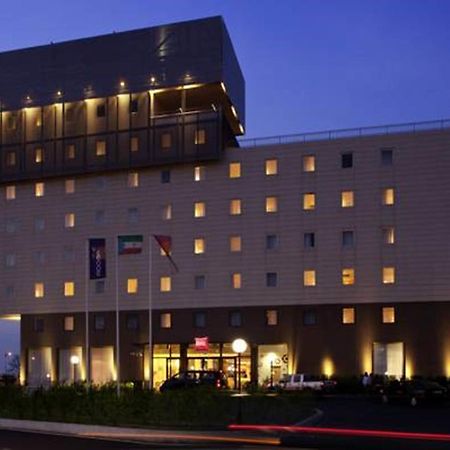 Ibis Malabo Hotel Luaran gambar