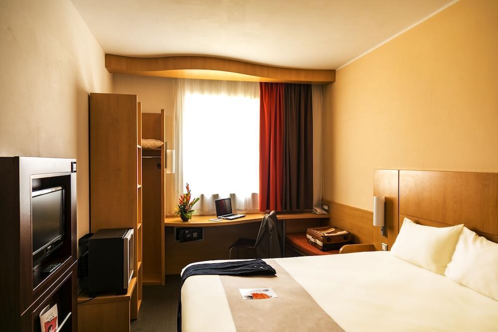 Ibis Malabo Hotel Luaran gambar