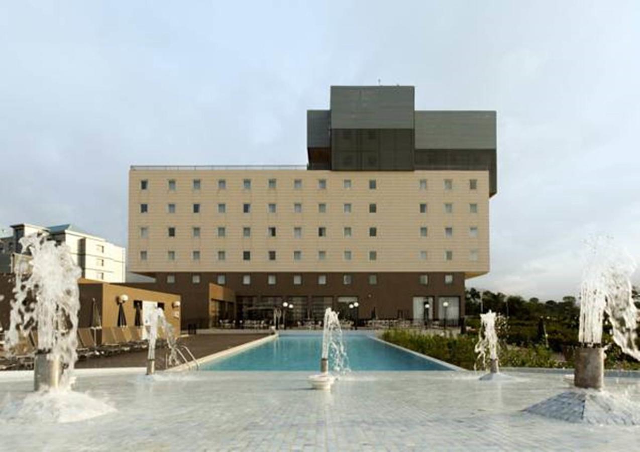 Ibis Malabo Hotel Luaran gambar