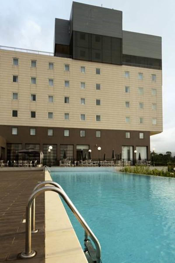 Ibis Malabo Hotel Luaran gambar